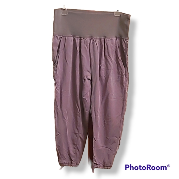 Lululemon Wide Waistband Flowy Cropped Harem Pants - Picture 1 of 7